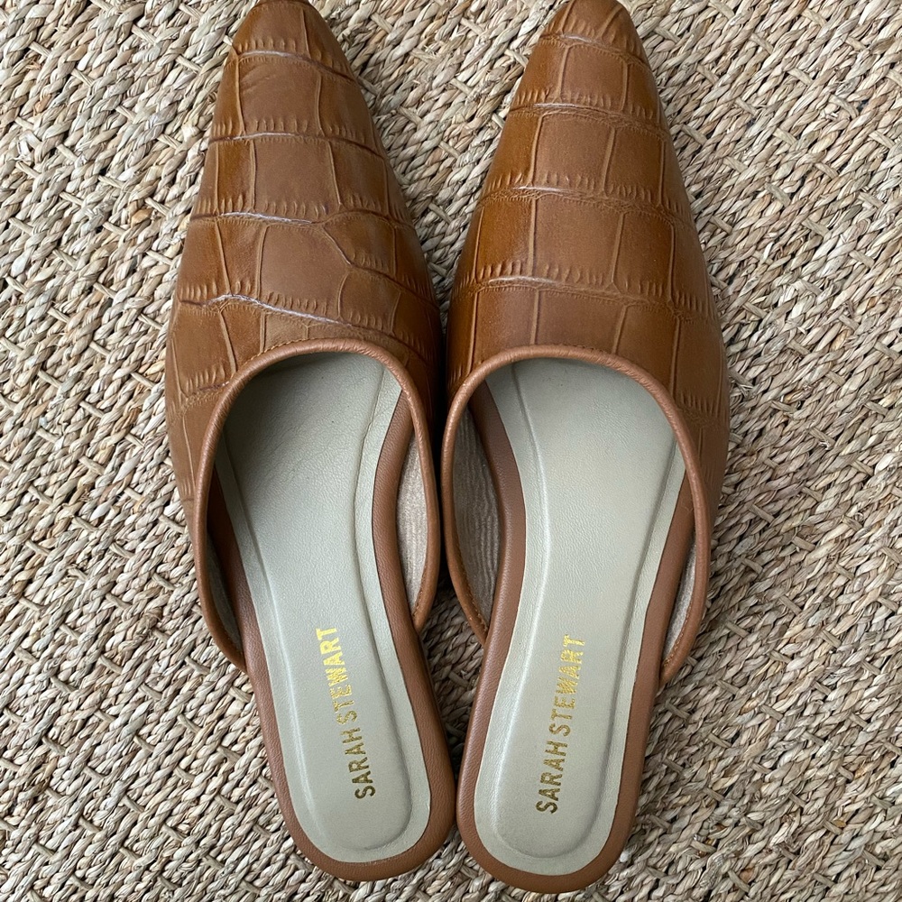 Sarah Stewart croc mules - Size 7